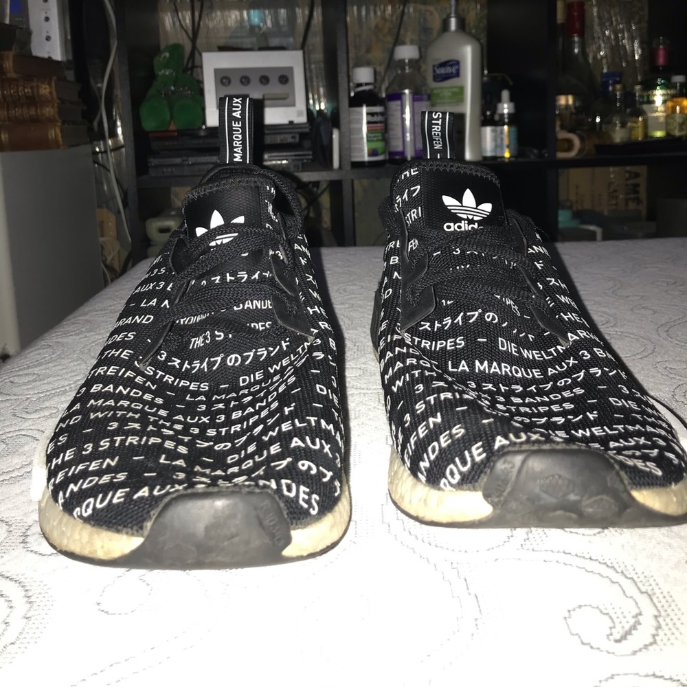 Adidas NMD R1 - Picture 3 of 5